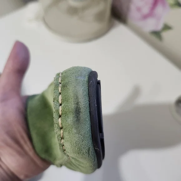 Talbots Green Leather Suede Slip-On Loafers Sz US 5.5 Comfort Career Y2K Preppy - Picture 11 of 11